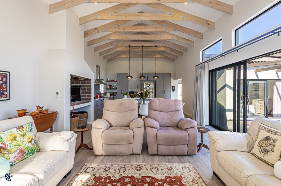 4 Bedroom Property for Sale in Myburgh Park Western Cape
